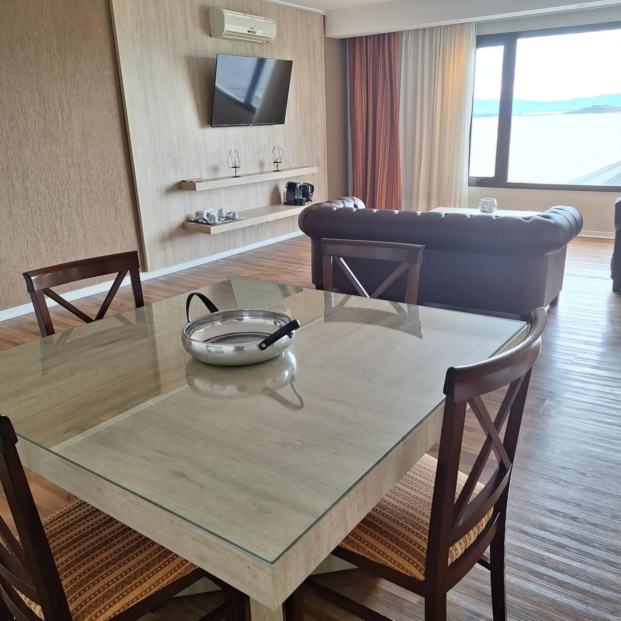 Xelena Hotel&Suites El Calafate Exteriér fotografie